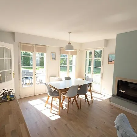 빌라 Maison Au Coeur Du Golf Des Pins Avec Terrasse & Velos